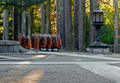 朝の勤行　IMG9270z