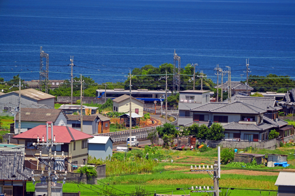 特急列車が通る　P1042846zz