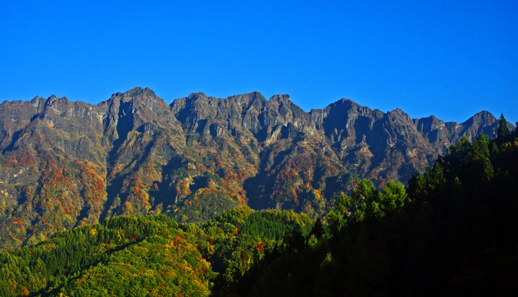 秋晴れ 戸隠山　IMGP5875z