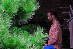 座禅を組む人　P1230520zz