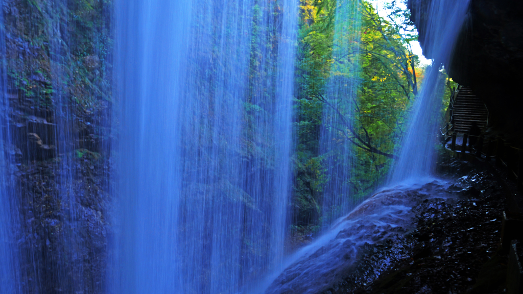 裏見の滝　P1113898zz