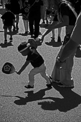 影 祭り囃子に誘われて　P1240997zz