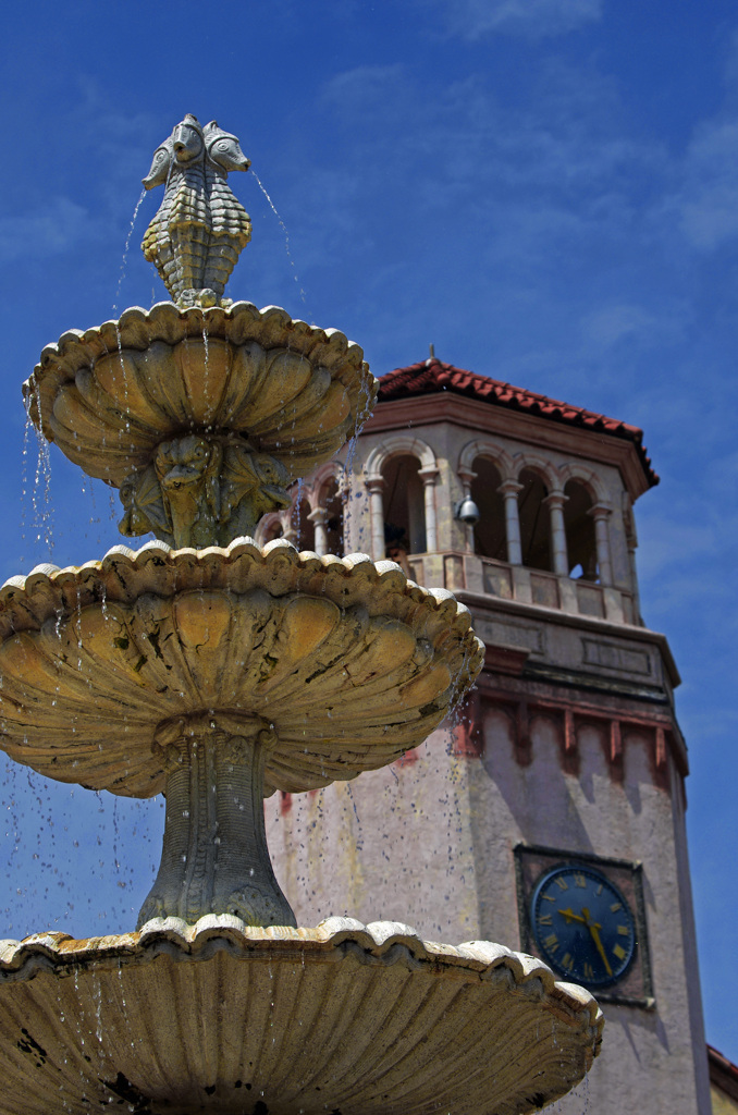 時計塔と噴水　IMG9290zz