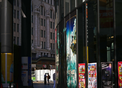 ビルの狭間　P1160532zz