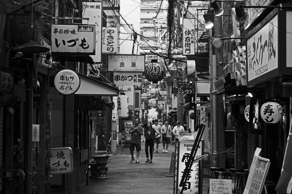 カオスな街並み　P1086902zz