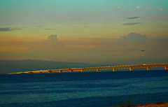 輝く連絡橋　P1440331zz