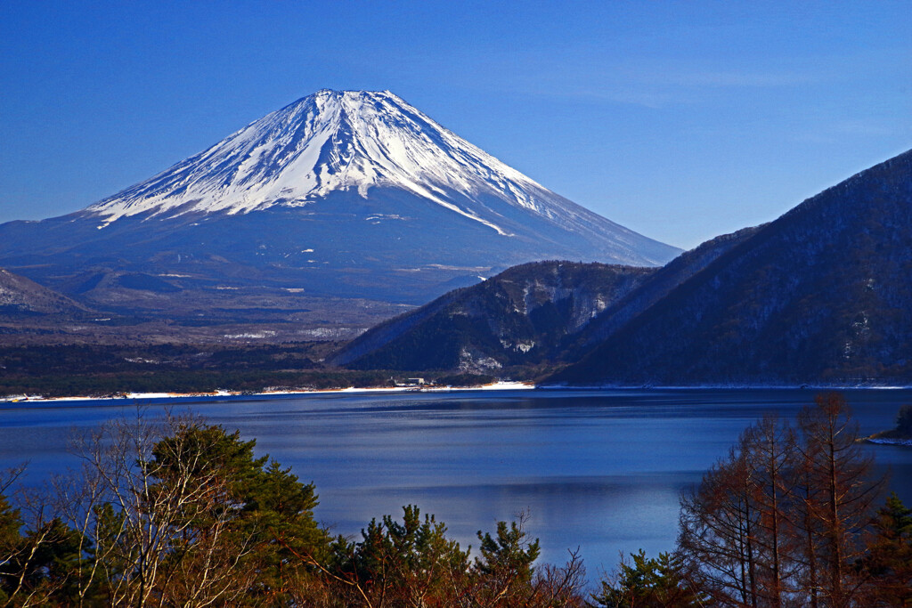 本栖湖より富士を望む　IMGP1979zz