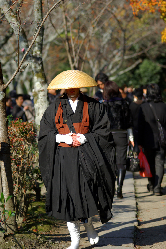 外国人 托鉢僧　IMGP9836z