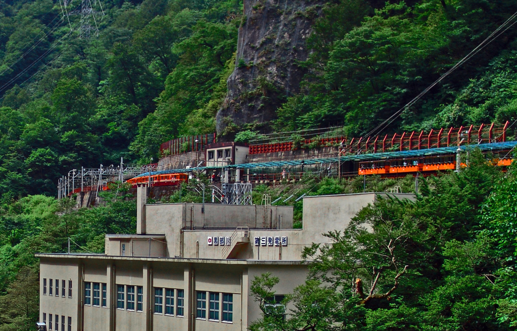 黒部峡谷鉄道欅平駅　DSC00768zz