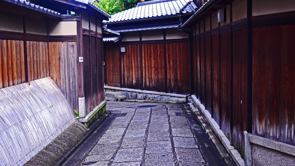 石畳と板塀と犬矢来　P1790981zz