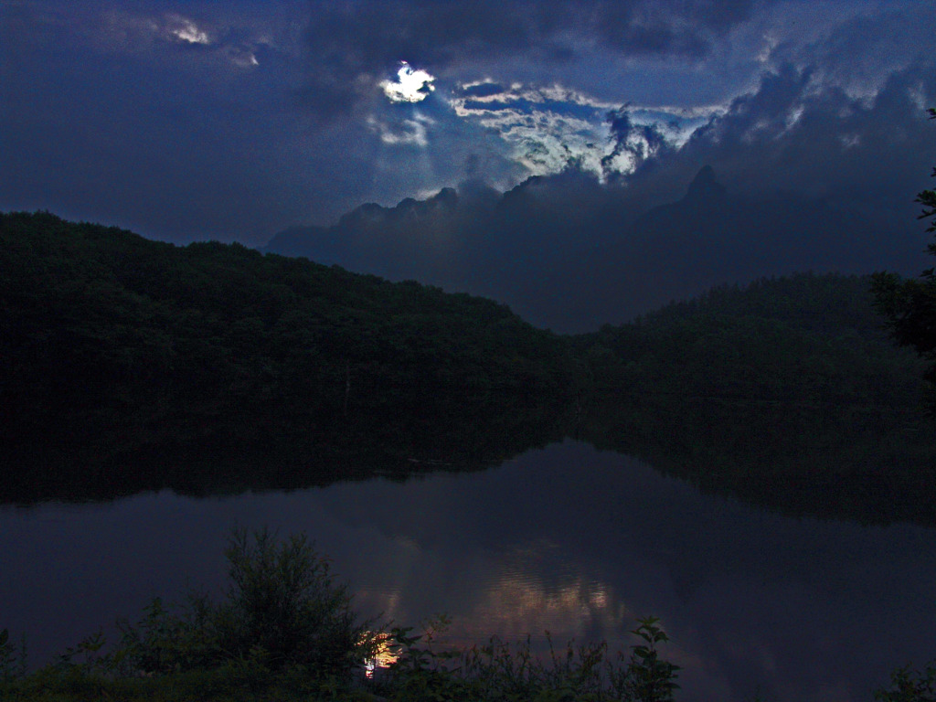 夕暮れ迫る鏡池　DSC04664zz