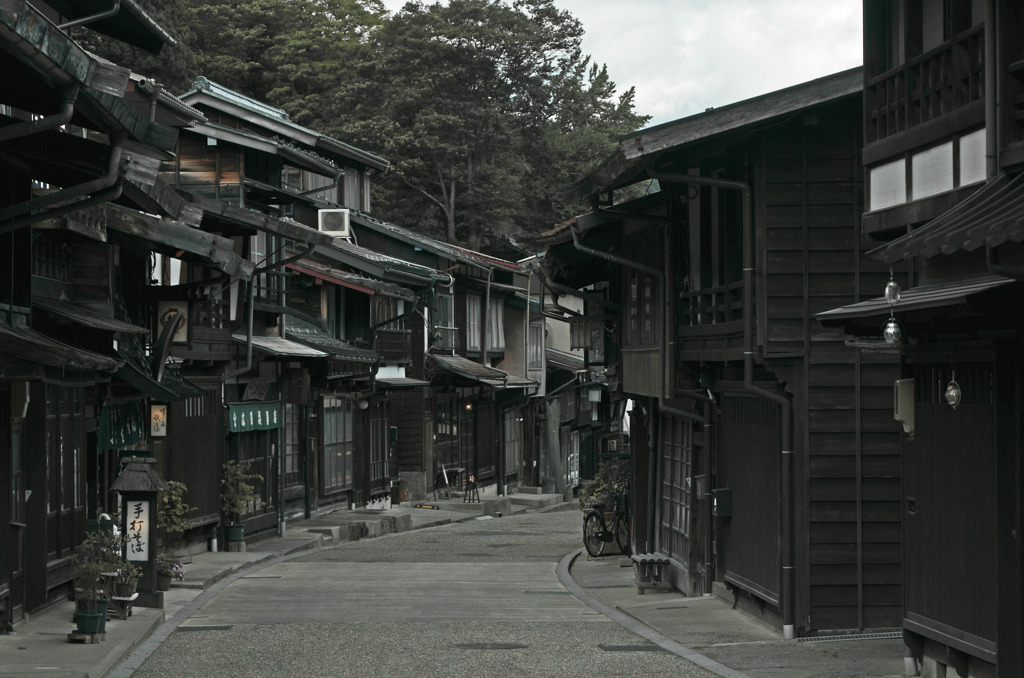 静寂の街並み　_IMG8971zz
