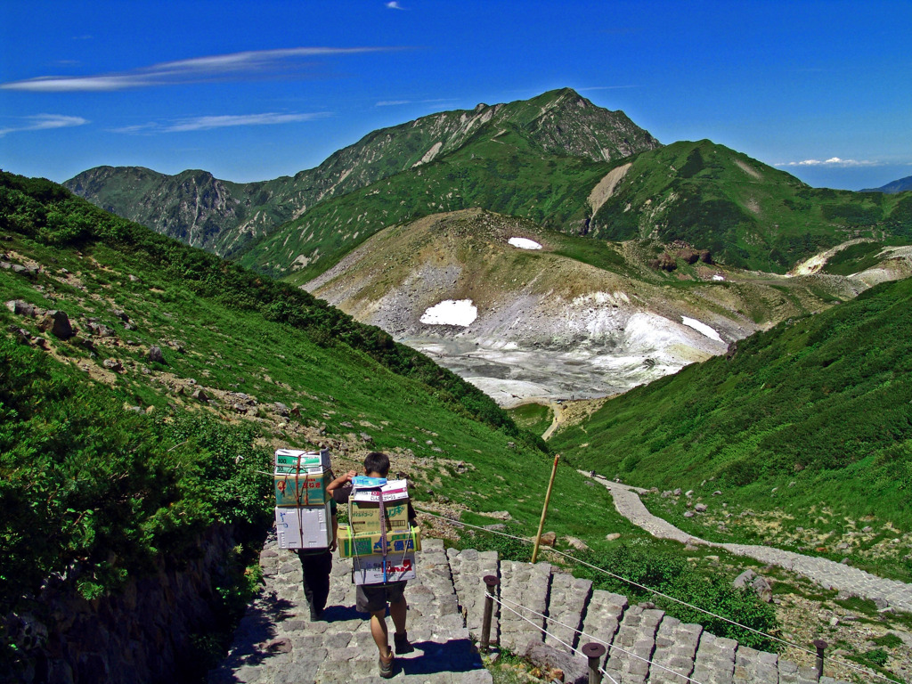 立山歩荷(ボッカ）　DSC00740zz