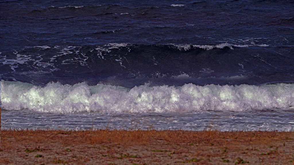 冬の波打ち際　P1060111zz