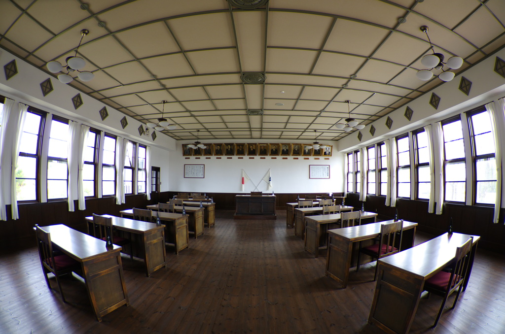旧朝日村の会議室