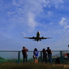 飛行機の見える街
