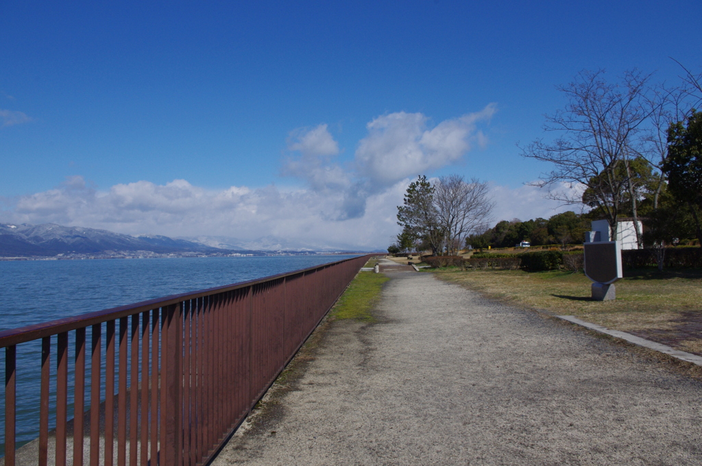 大津付近の駐車場から