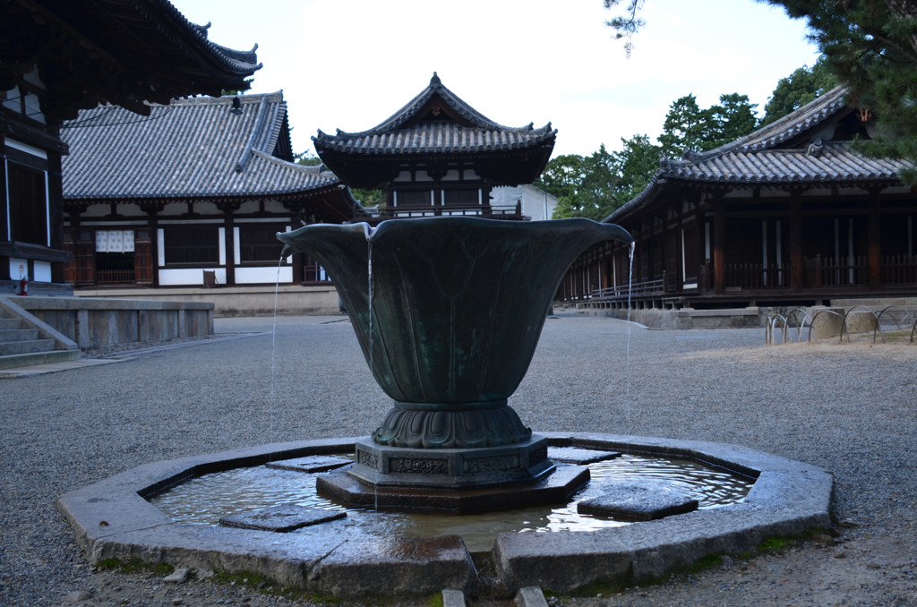 鼓楼を望む