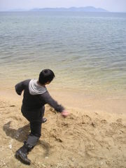 琵琶湖 石投げ