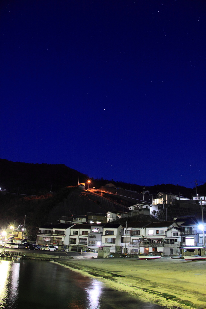 港の夜空