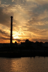 工場の夕陽