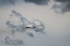 achromatic flight