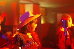 今夜もライブ