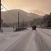 早朝の雪道
