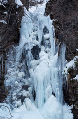 氷結の駒ヶ滝