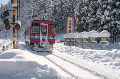 雪の長良川鉄道長滝下り