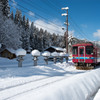 雪の長良川鉄道長滝上り