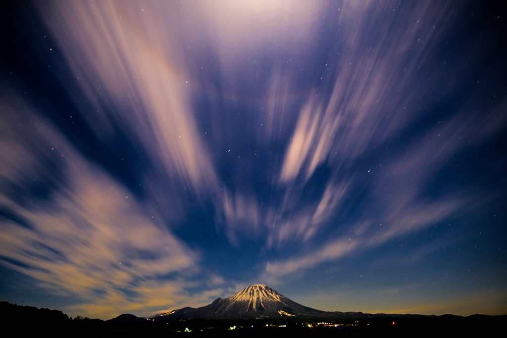 植田正治写真美術館前より①