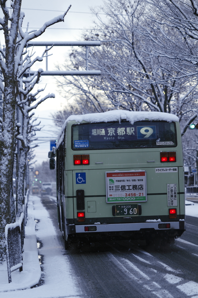 雪の堀川通