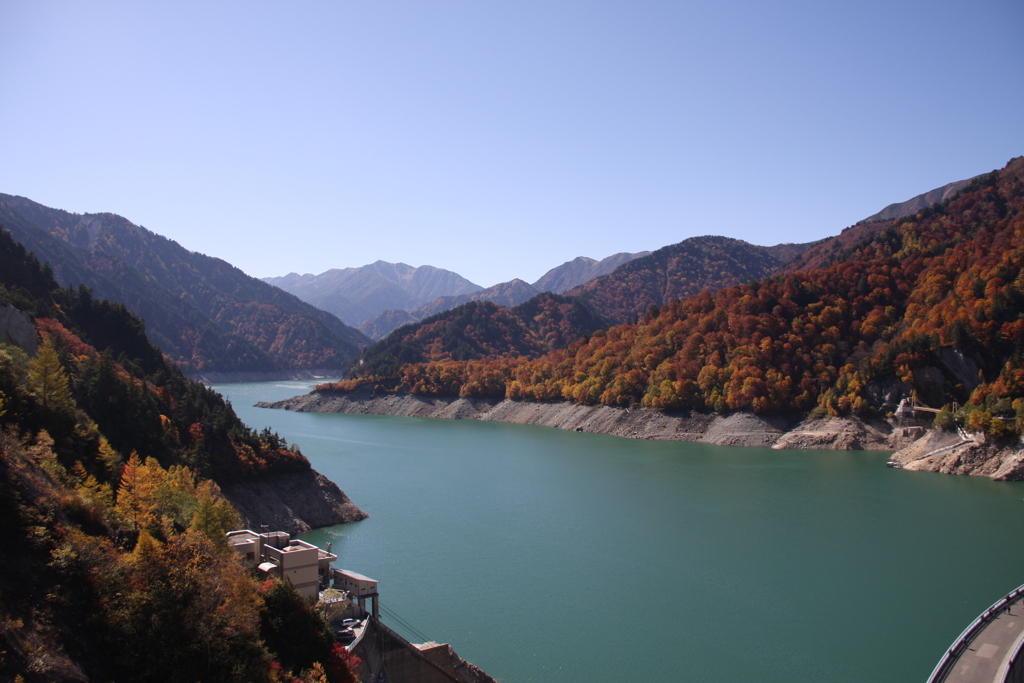 奇跡の人造湖