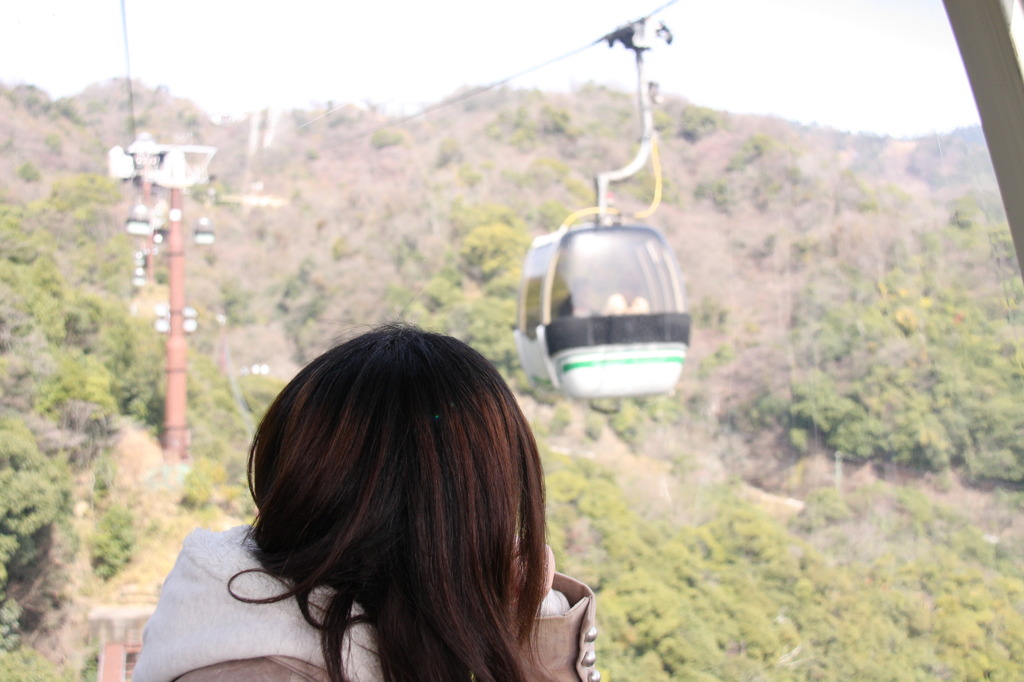 なにみてんのん？