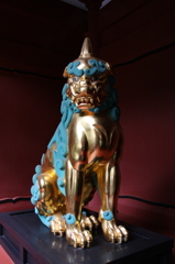 金の狛犬