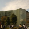 国立新美術館