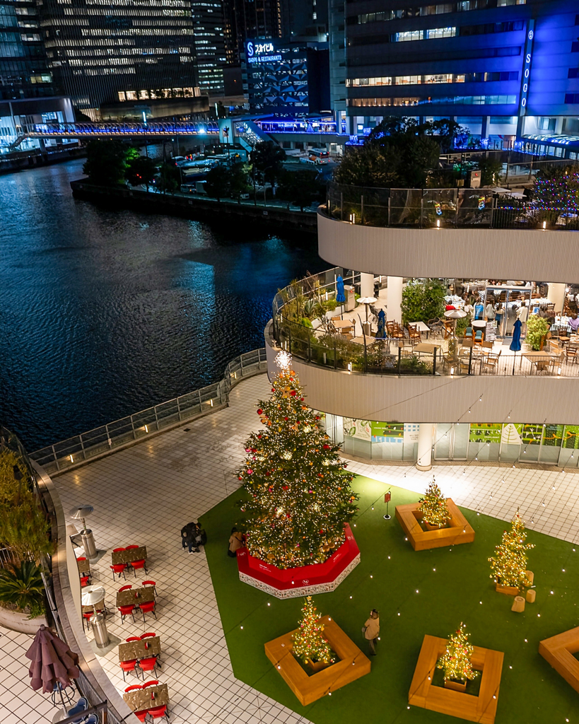 横浜ベイクォーター クリスマスフォレスト