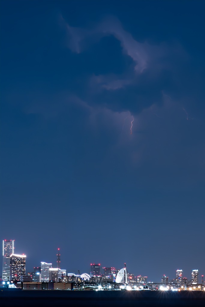 みなとみらい(雷雲)