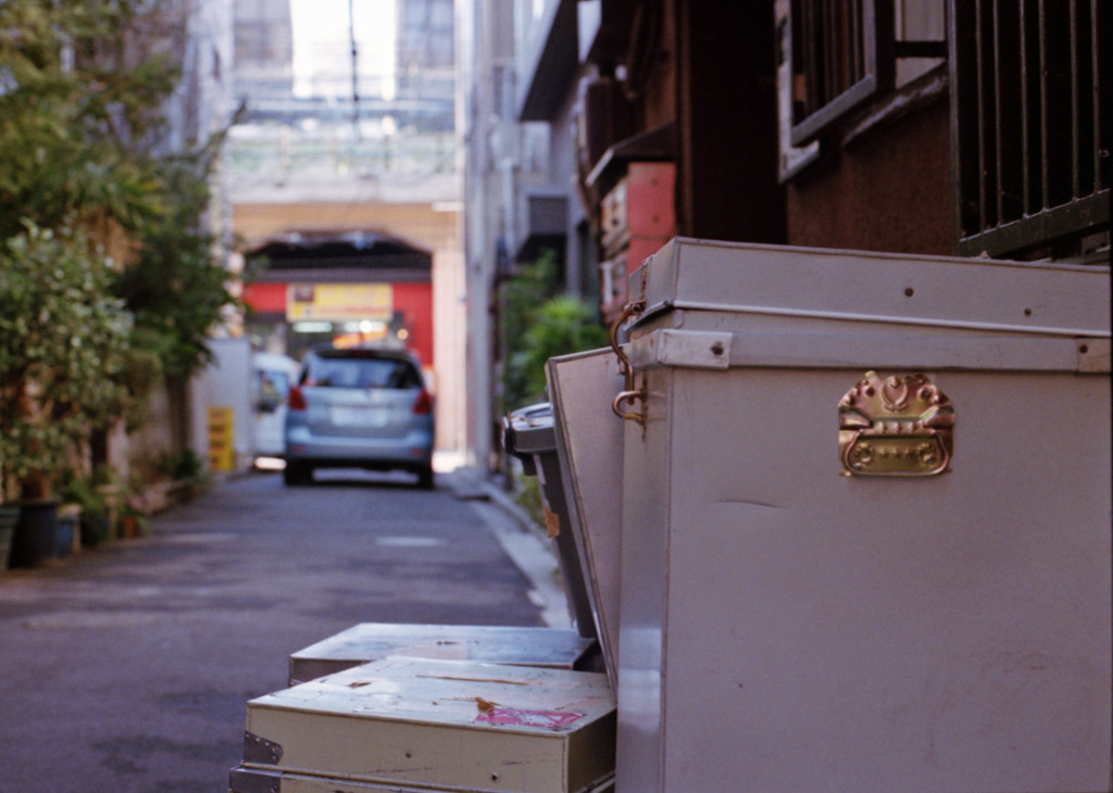 BOX  