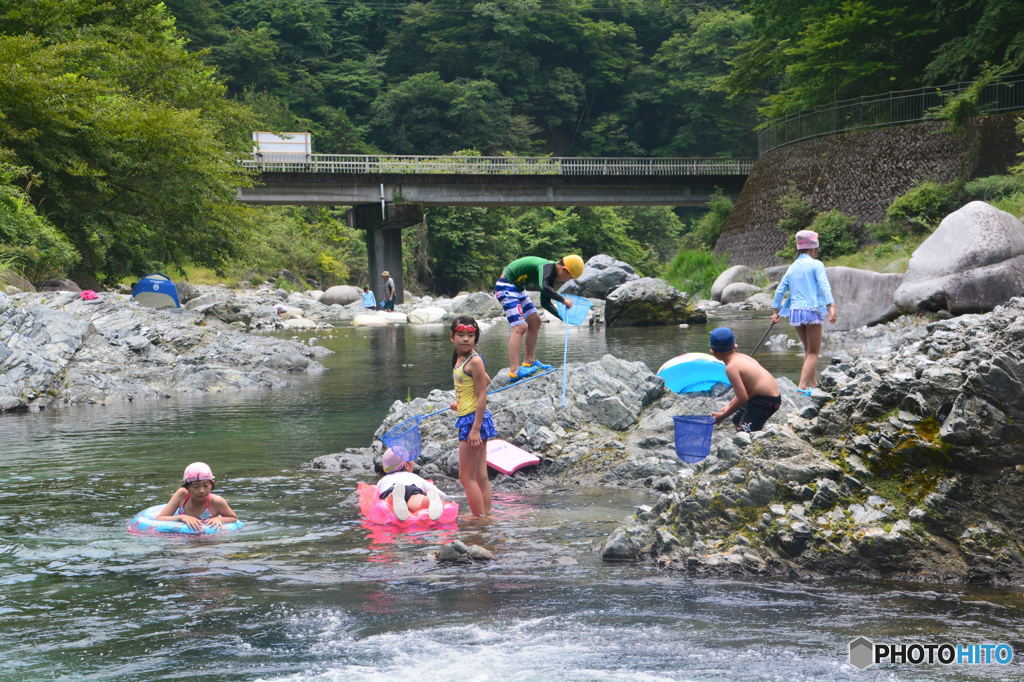 川遊び