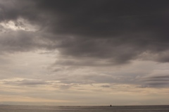 頭上の黒雲