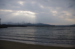 曇りの海