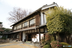 旧渋沢邸「中の家（なかんち）」主屋