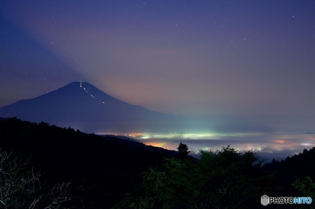 紫陽花色の夜景