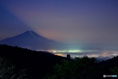 紫陽花色の夜景