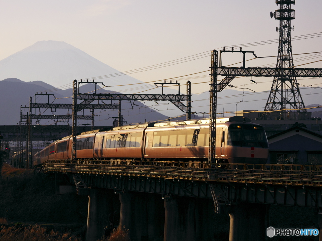 輝く旅客車