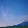 天の河と富士