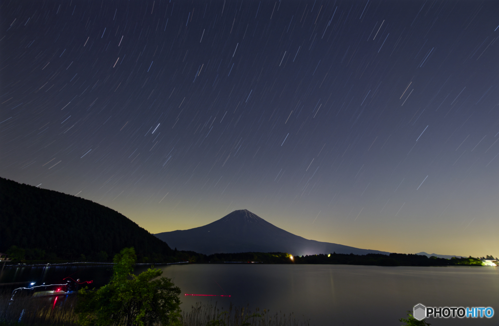 田貫湖畔の夜は更けて