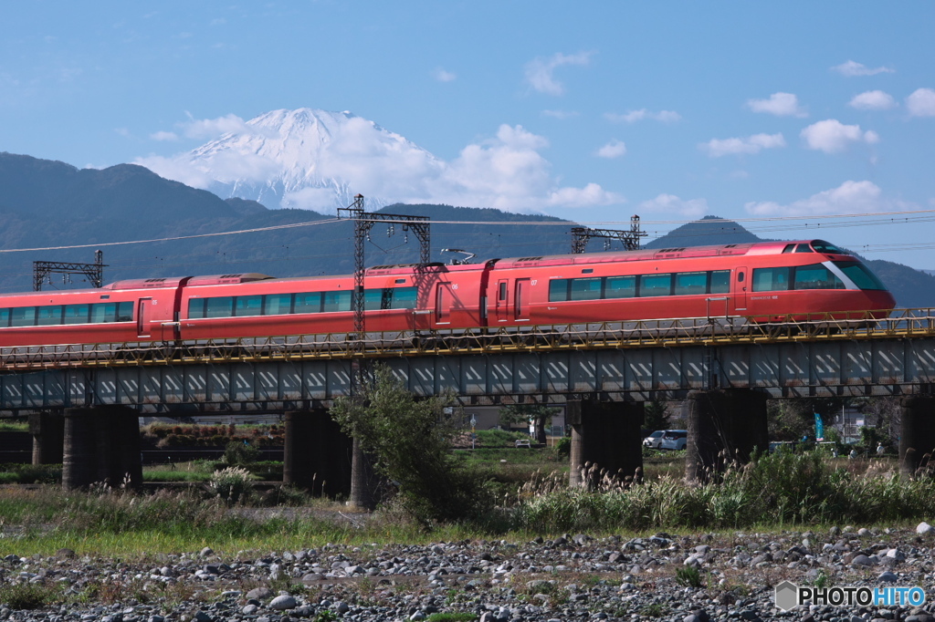 ロマンスカー